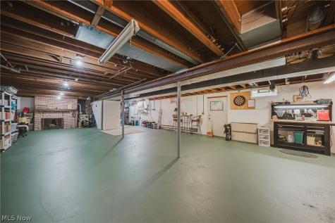 5824 Hartneck Road Valley City OH 44280