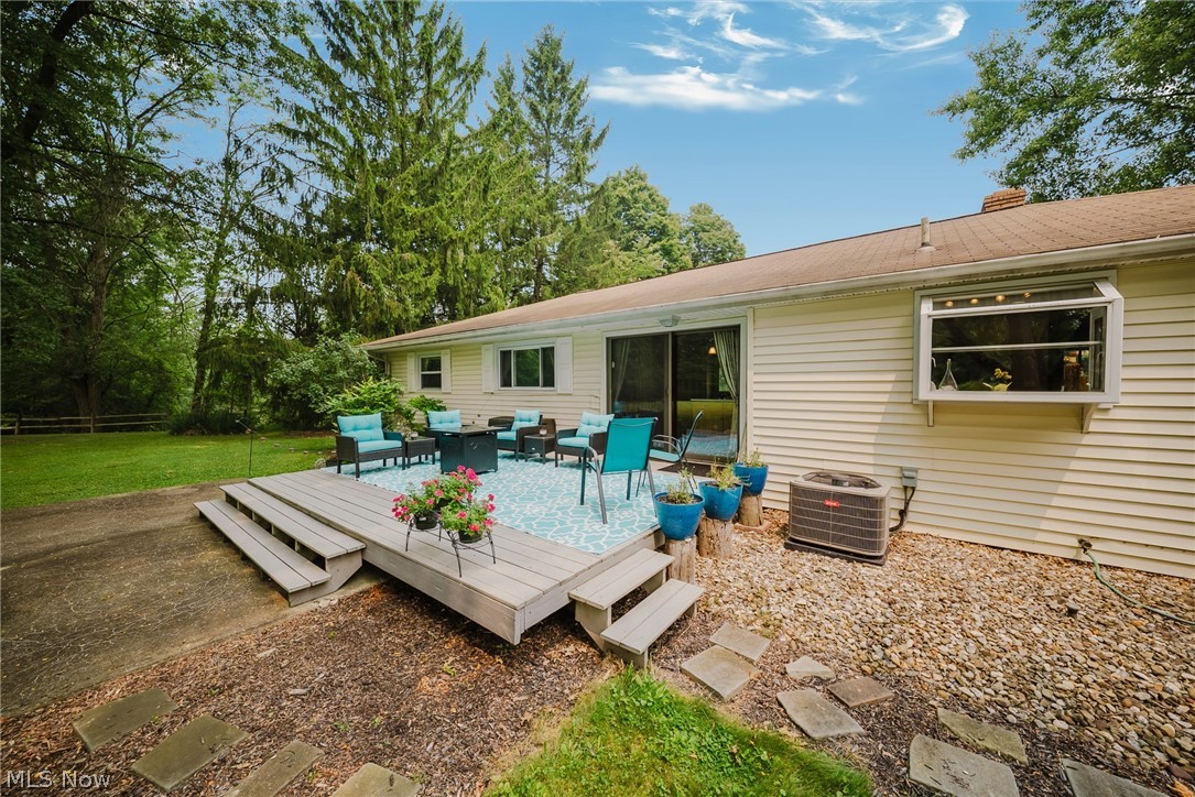 5824 Hartneck Road Valley City OH 44280