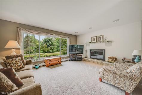 5824 Hartneck Road Valley City OH 44280