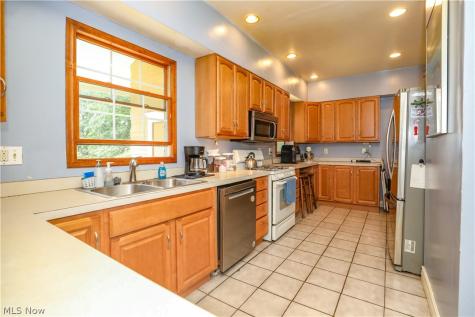 1104 N Howard Street Akron OH 44310