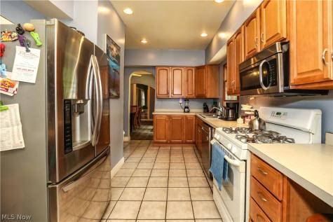 1104 N Howard Street Akron OH 44310