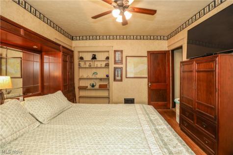 1104 N Howard Street Akron OH 44310