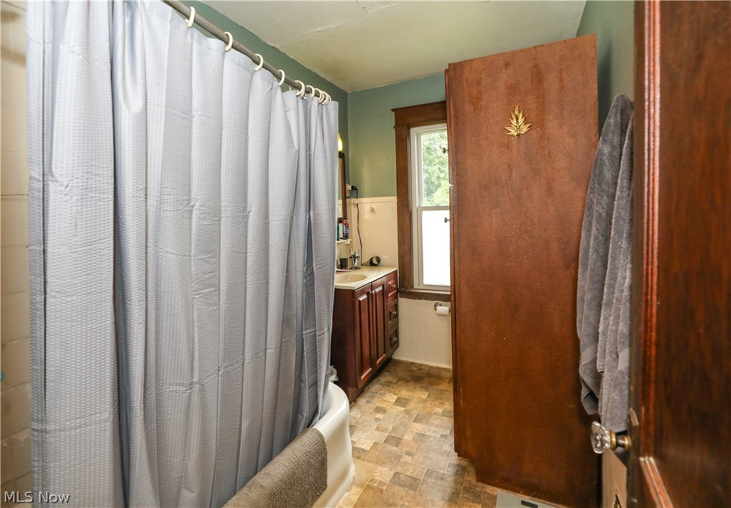 1104 N Howard Street Akron OH 44310