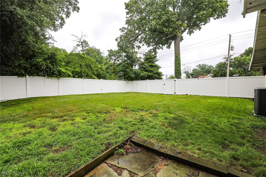1104 N Howard Street Akron OH 44310