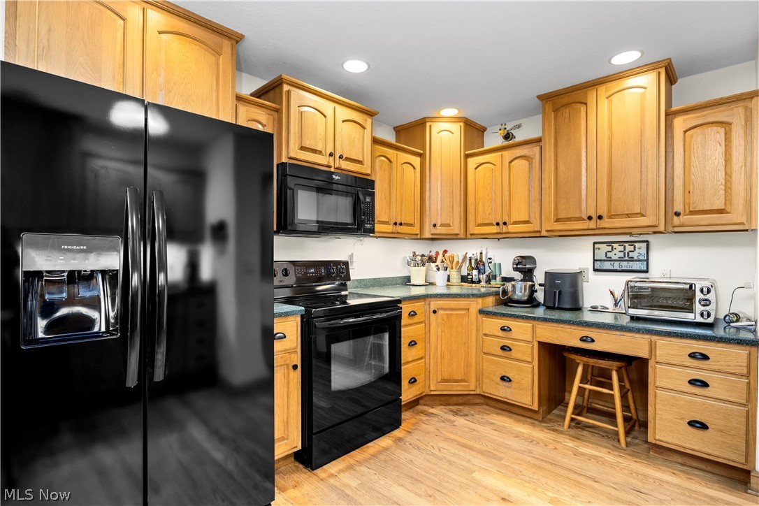 12488 Baumhart Road Amherst OH 44001