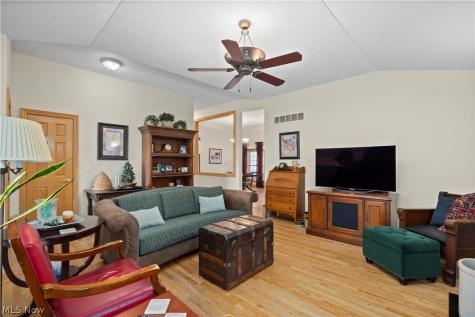 12488 Baumhart Road Amherst OH 44001