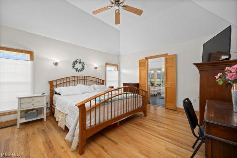 12488 Baumhart Road Amherst OH 44001