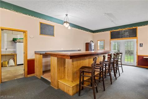 12488 Baumhart Road Amherst OH 44001