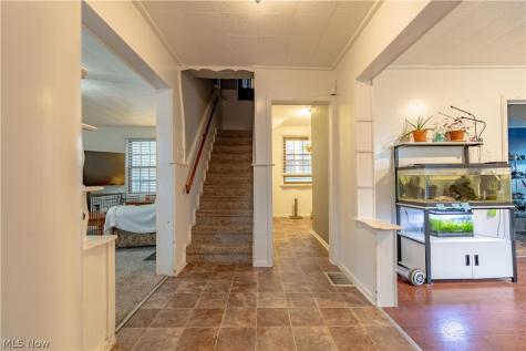 1912 Kirk Court NW Canton OH 44709