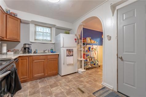 1912 Kirk Court NW Canton OH 44709
