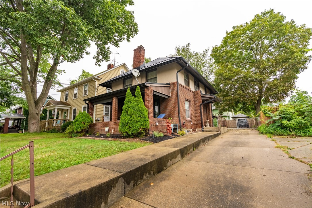 1912 Kirk Court NW Canton OH 44709