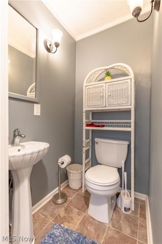 1912 Kirk Court NW Canton OH 44709