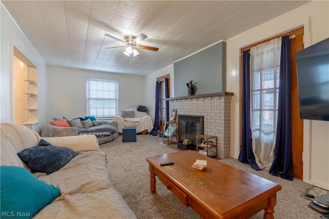 1912 Kirk Court NW Canton OH 44709