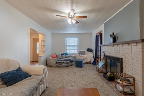 1912 Kirk Court NW Canton OH 44709