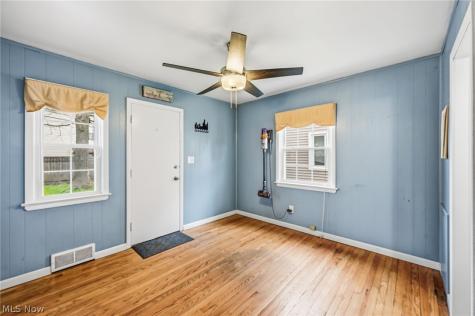 2227 Fenwick Road University Heights OH 44118