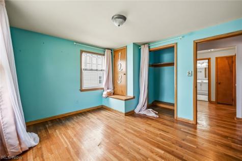 2227 Fenwick Road University Heights OH 44118