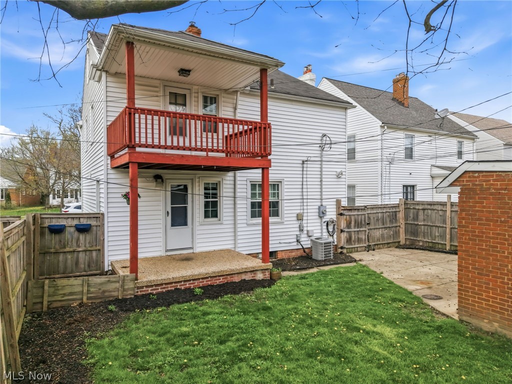 2227 Fenwick Road University Heights OH 44118