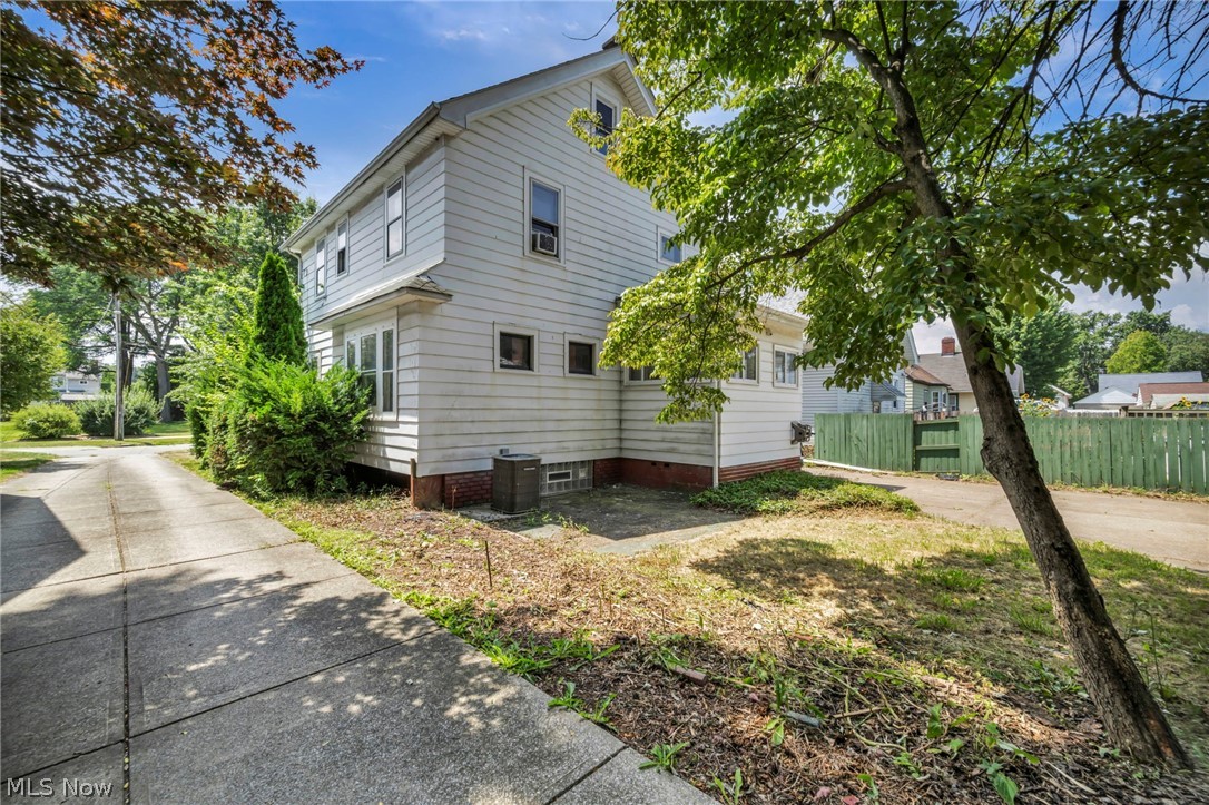 1502 Ferman Avenue Cleveland OH 44109