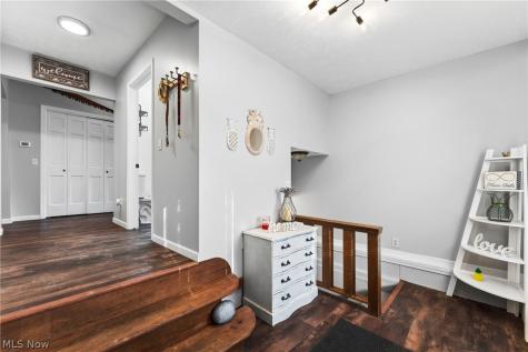 7160 Strausser Street NW North Canton OH 44720