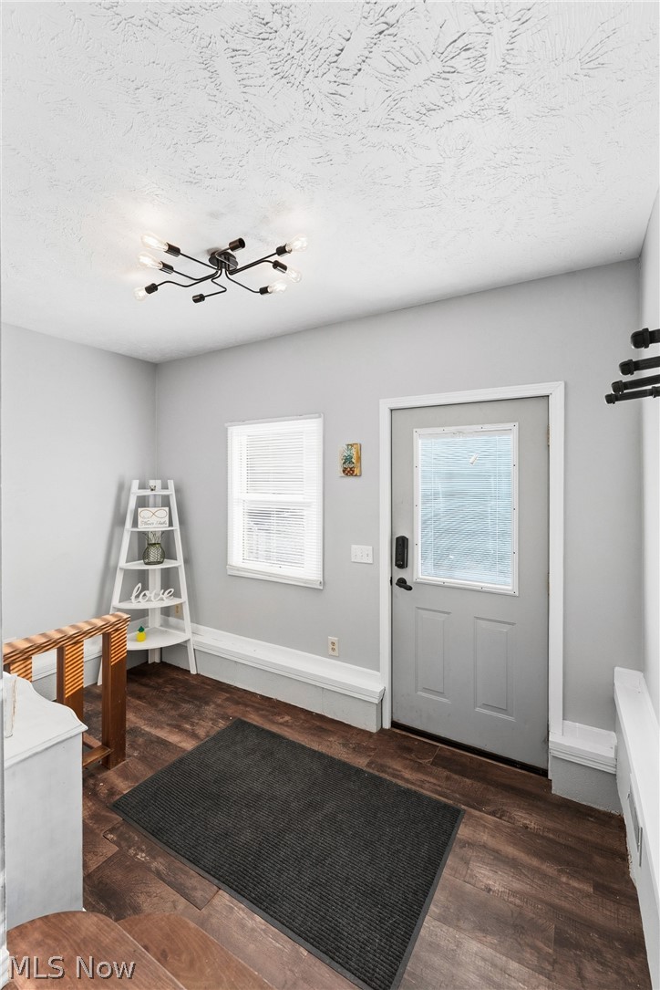 7160 Strausser Street NW North Canton OH 44720