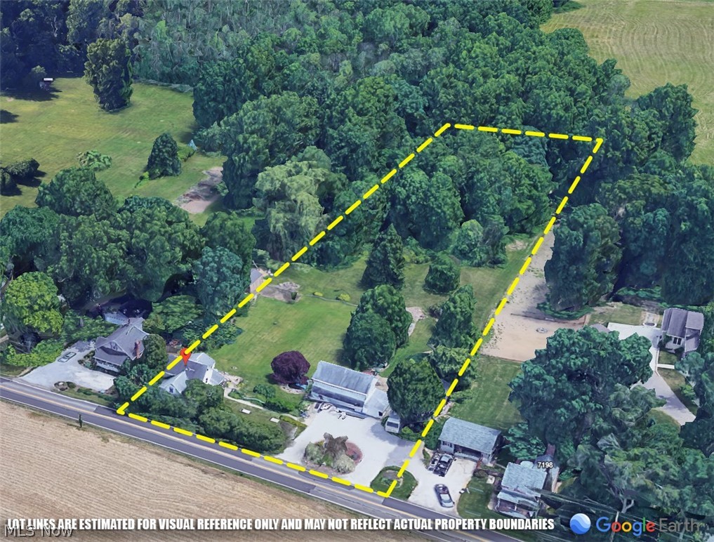 7160 Strausser Street NW North Canton OH 44720
