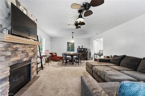 7160 Strausser Street NW North Canton OH 44720