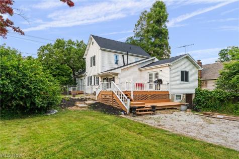7160 Strausser Street NW North Canton OH 44720