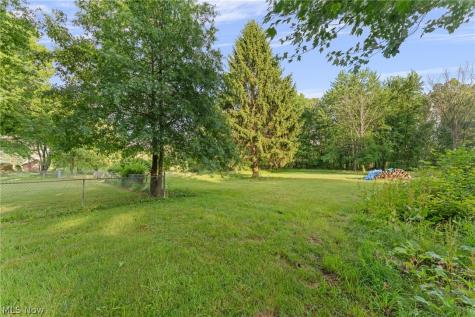 7160 Strausser Street NW North Canton OH 44720