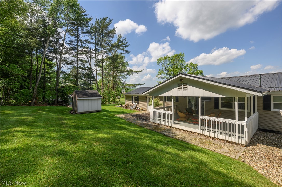 6105 Wolf Run Road SE Dennison OH 44621