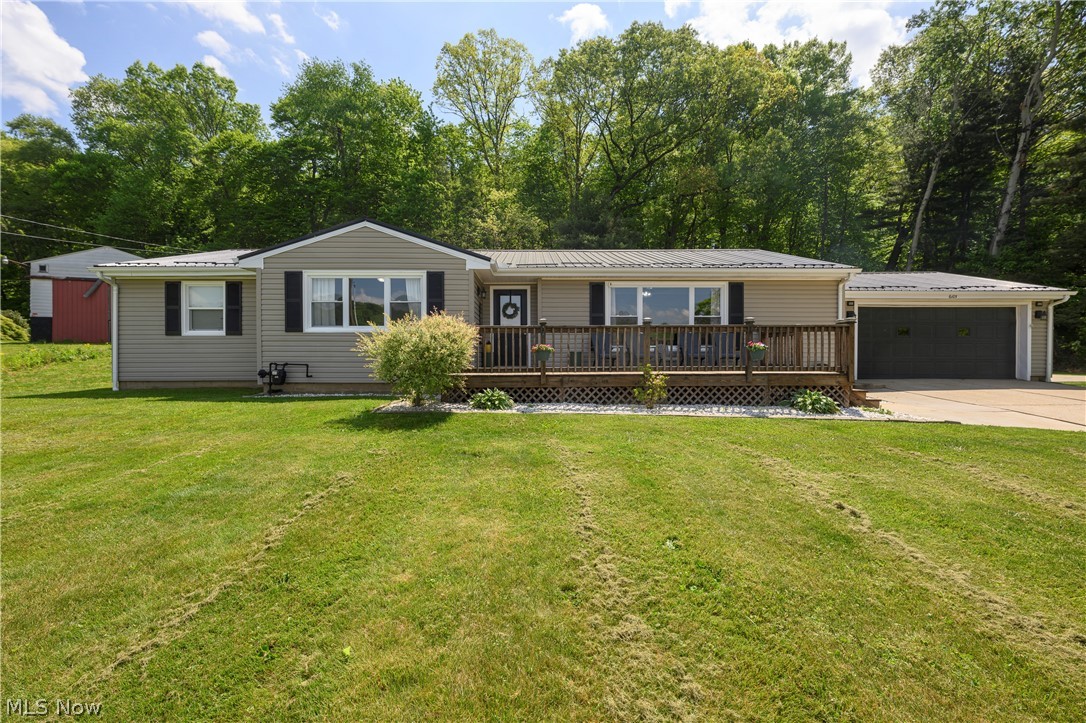 6105 Wolf Run Road SE Dennison OH 44621