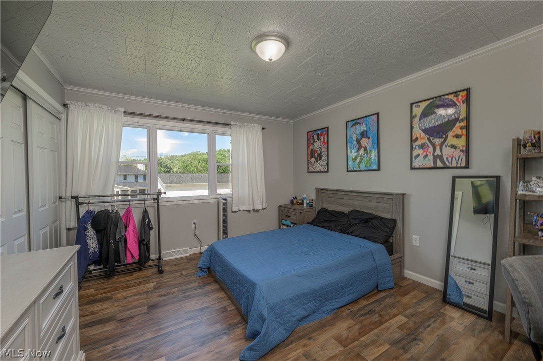 6105 Wolf Run Road SE Dennison OH 44621
