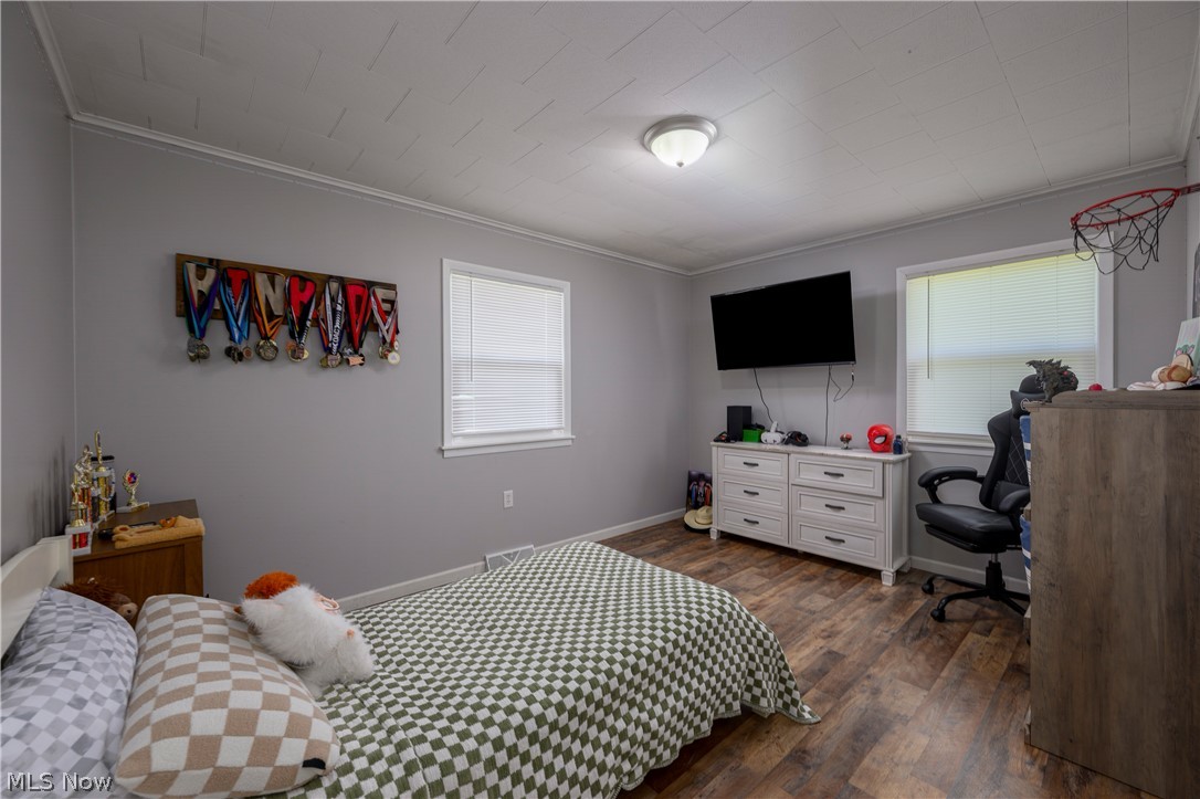 6105 Wolf Run Road SE Dennison OH 44621