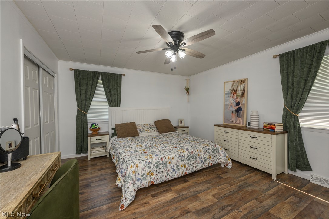 6105 Wolf Run Road SE Dennison OH 44621