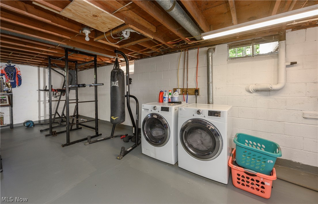 6105 Wolf Run Road SE Dennison OH 44621