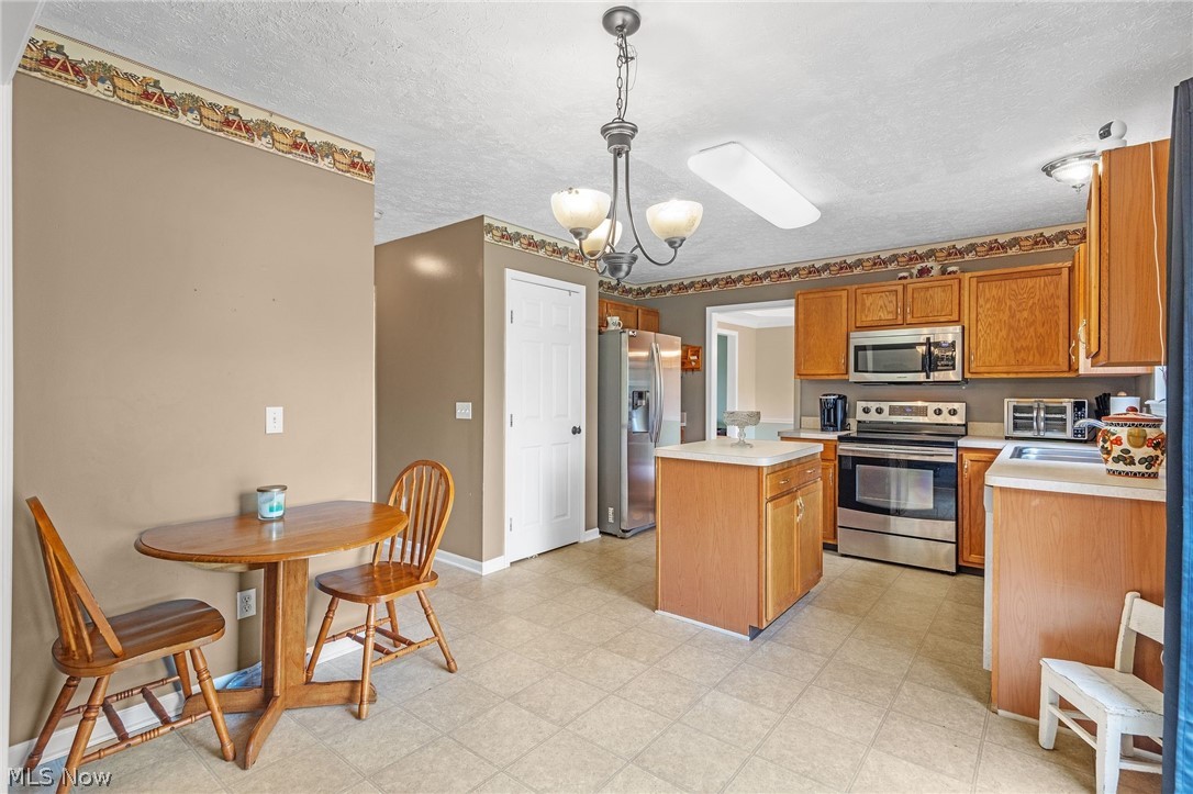 5577 Shawnee Trail Chippewa Lake OH 44215