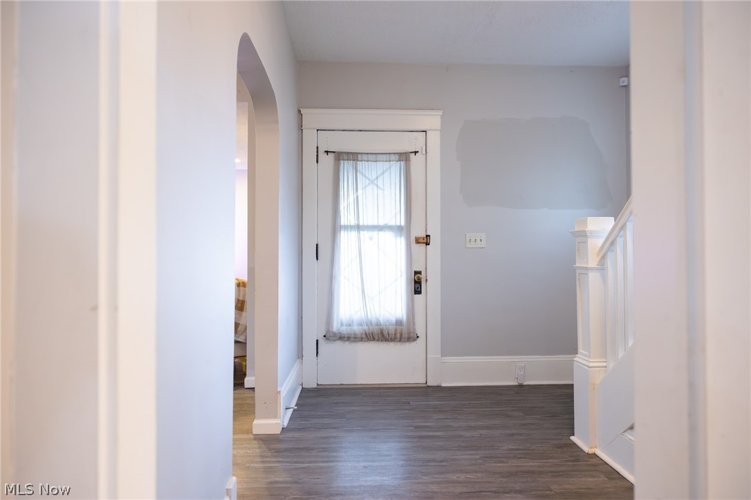 935 E Front Street Dover OH 44622