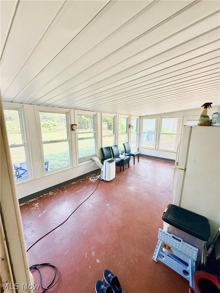2659 Laforce Drive Akron OH 44319