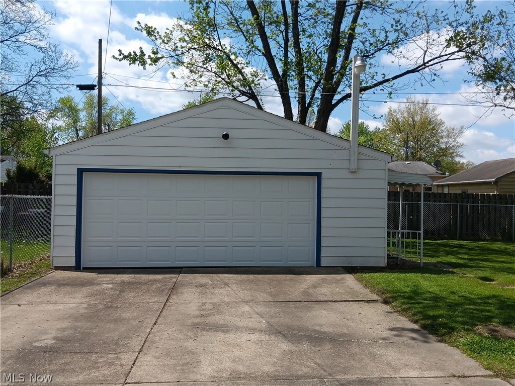 1415 Southern Boulevard NW Warren OH 44485