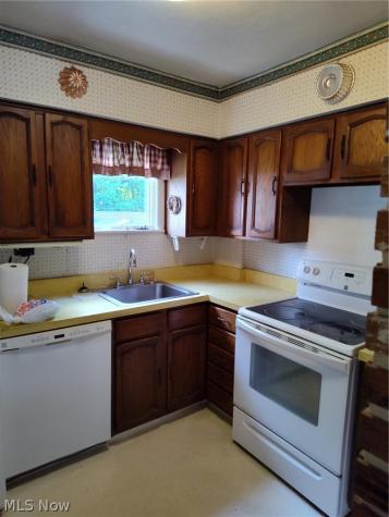 348 Georgia Avenue Lorain OH 44052