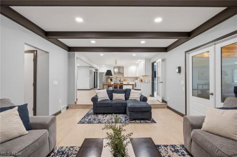 19474 Benbow Road Strongsville OH 44136
