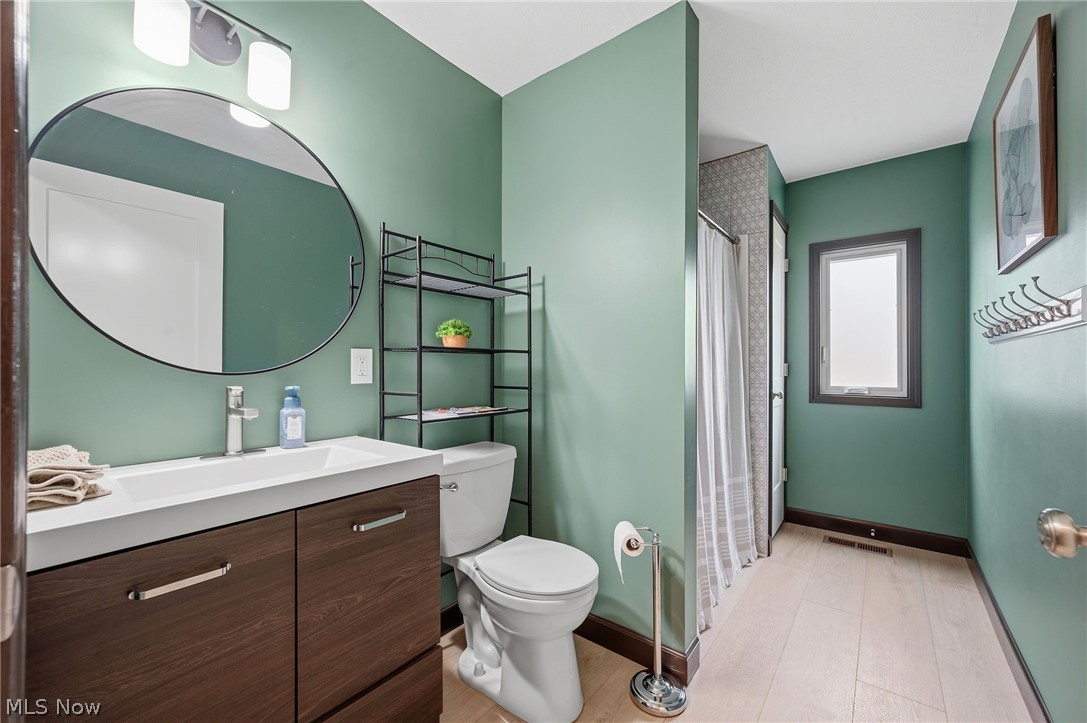 19474 Benbow Road Strongsville OH 44136