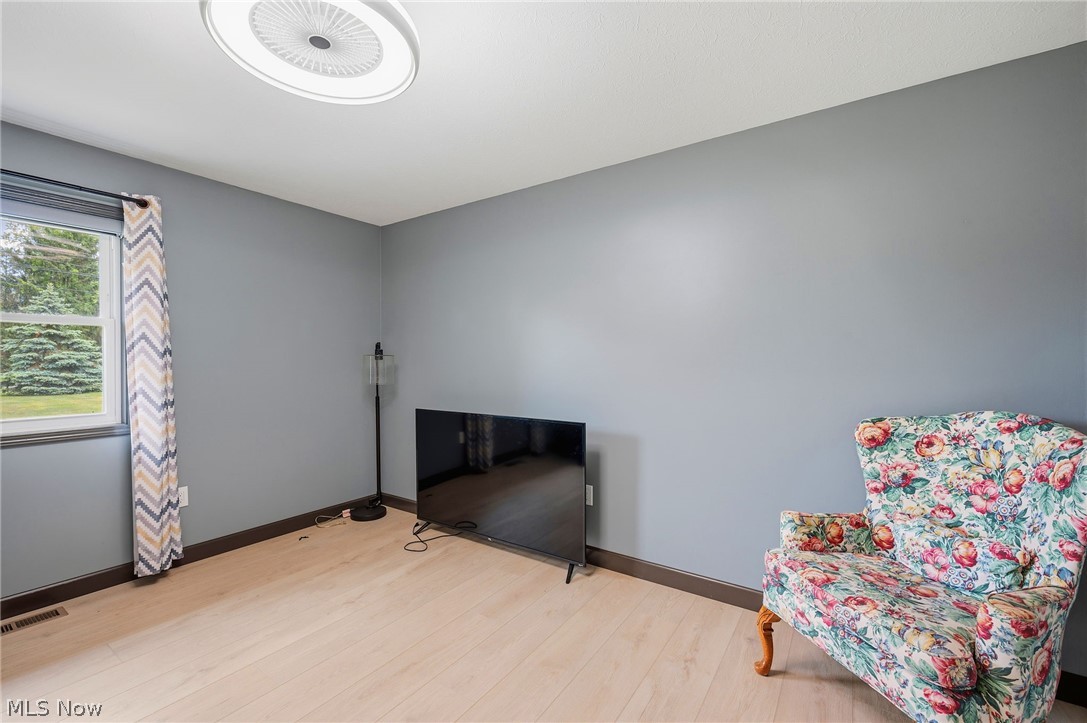 19474 Benbow Road Strongsville OH 44136