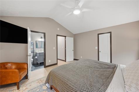 19474 Benbow Road Strongsville OH 44136