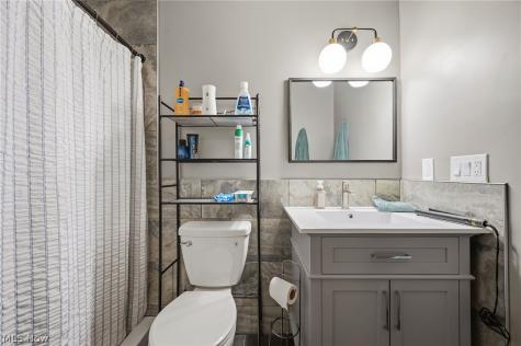 19474 Benbow Road Strongsville OH 44136