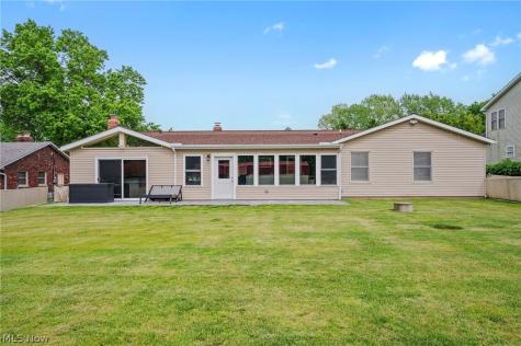 19474 Benbow Road Strongsville OH 44136