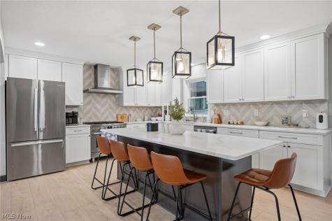 19474 Benbow Road Strongsville OH 44136