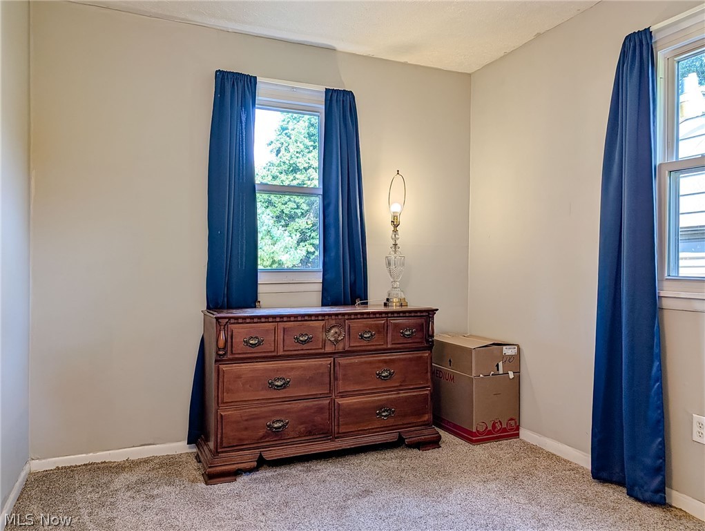 417 Douglas Street NE Warren OH 44483