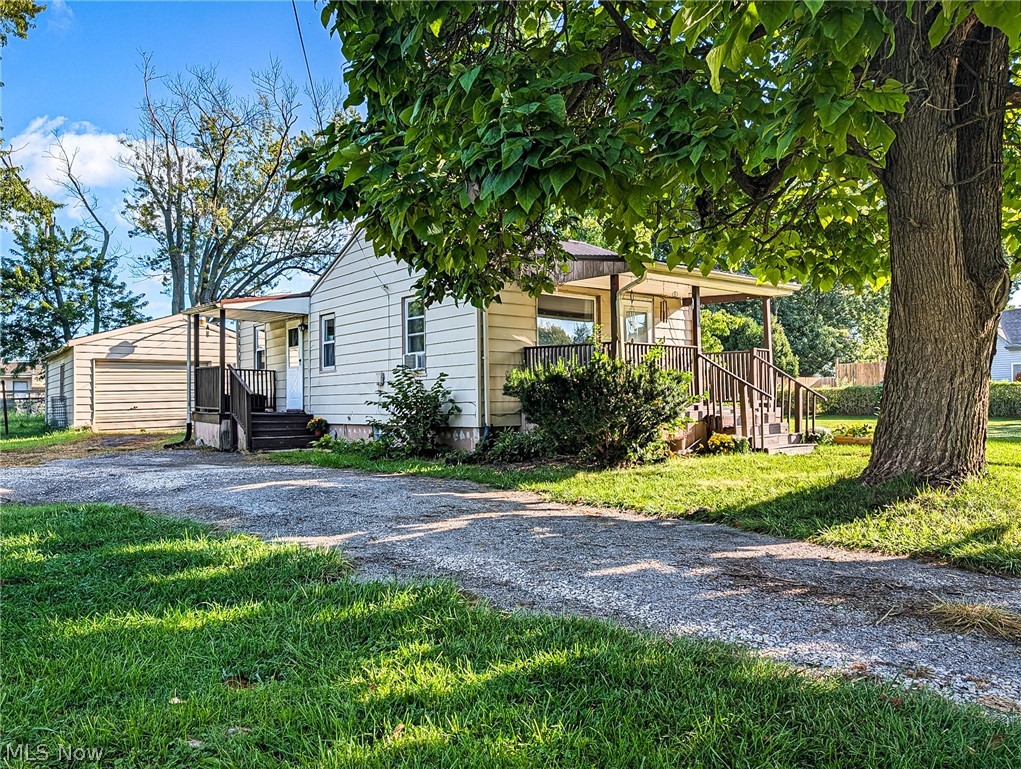 417 Douglas Street NE Warren OH 44483