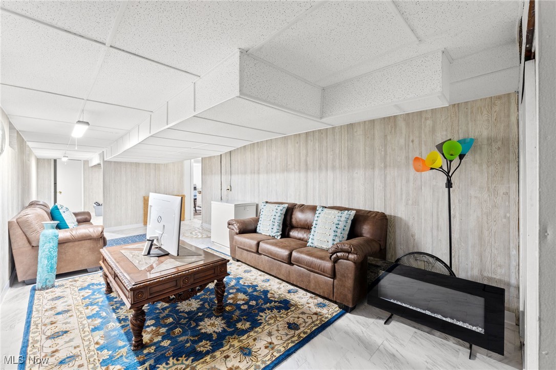 6611 Dartworth Drive Parma OH 44129