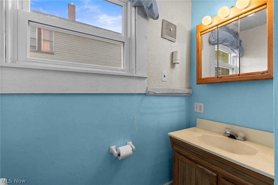 4033 Belmont Avenue Shadyside OH 43947